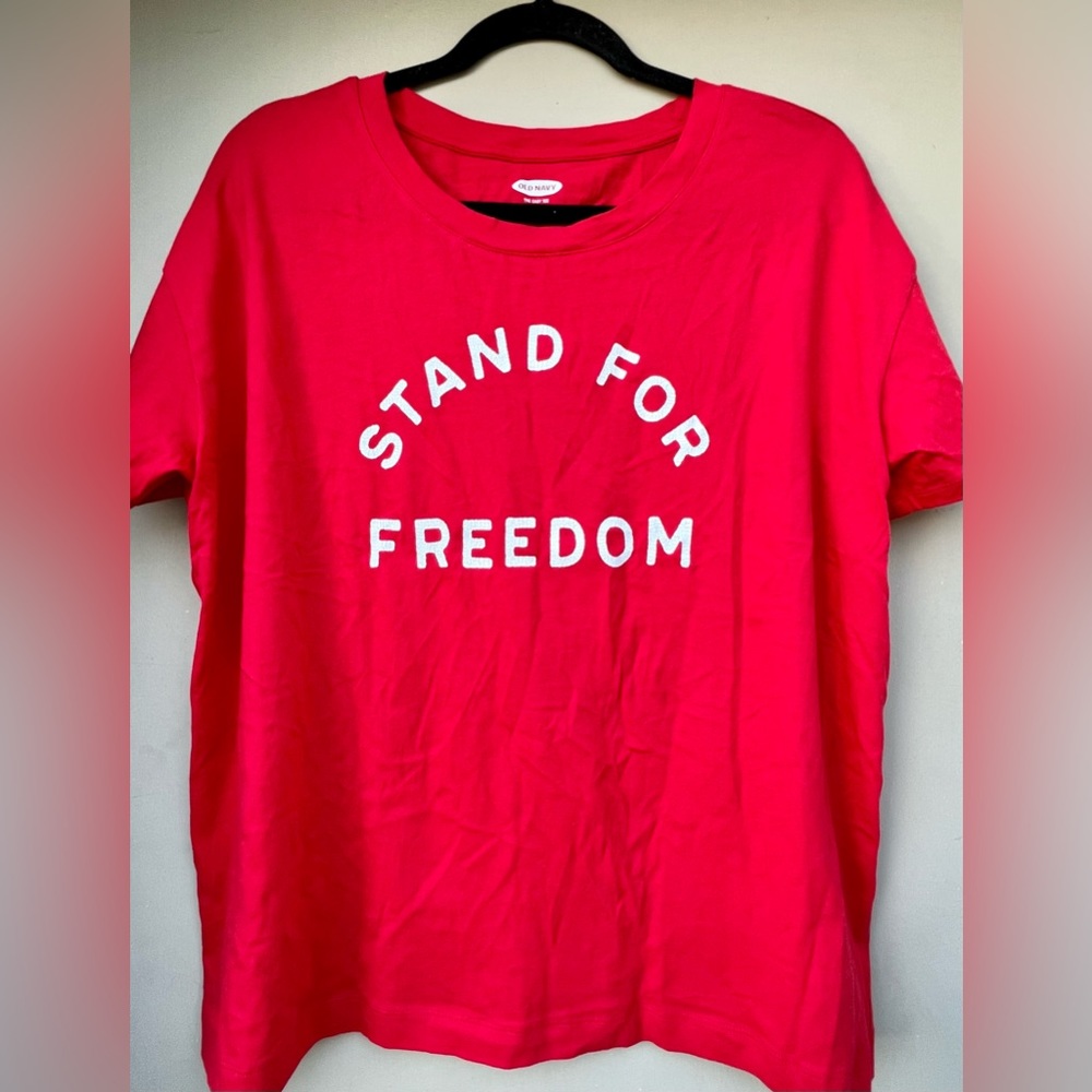 4/$25 🇺🇸 New Old Navy t shirt L